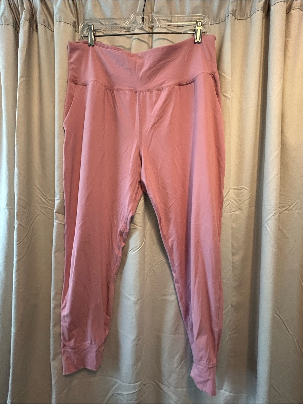 Under Armour Pink Fitted Performance Leggings